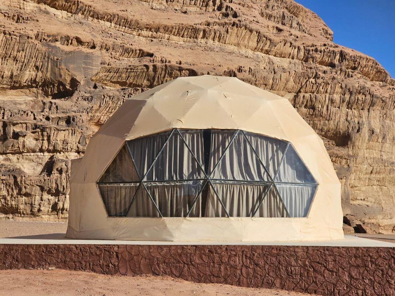 Wadi Rum Oscar Camp Zewnętrze zdjęcie